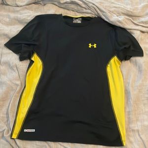 Under Armour Fitted active wear xl